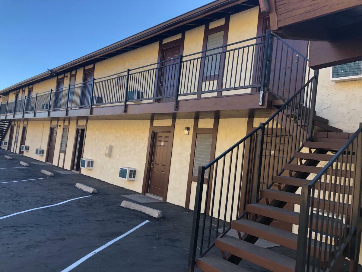 Golden Hills Motel Tehachapi Eksteriør billede